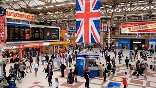 A Walk Through The London Victoria Station London England [upl. by Romaine]